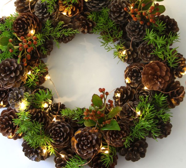 Pine cone christmas wreath instructions