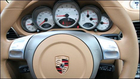 Porsche 911 automatic vs manual